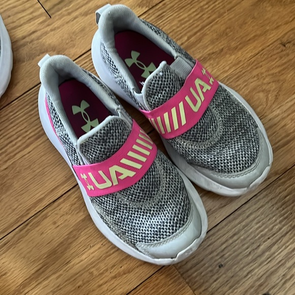 Two Pair of Under Armour Tennis Shoes - Picture 6 of 11